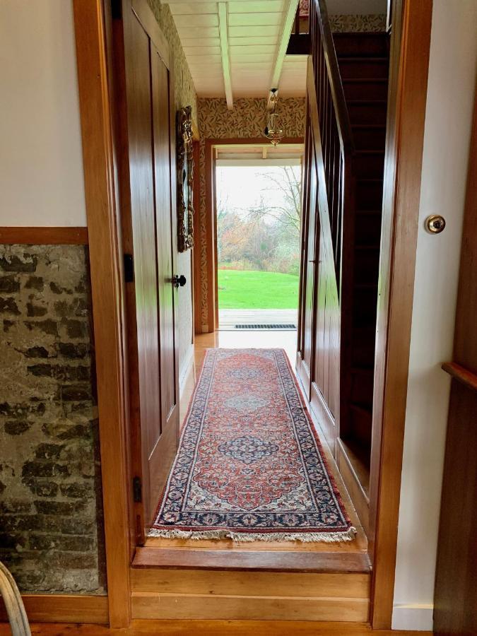 Mill Cottage - Boutique Accommodation And Garden Акароа Экстерьер фото
